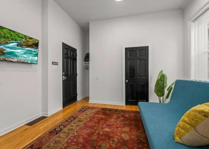 Cozy&Chic Apartments Near Downtown
