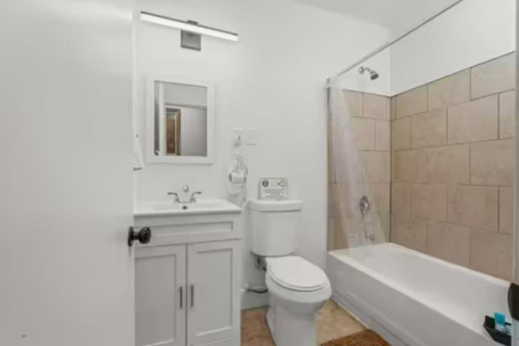 Cozy&chic Near Downtown